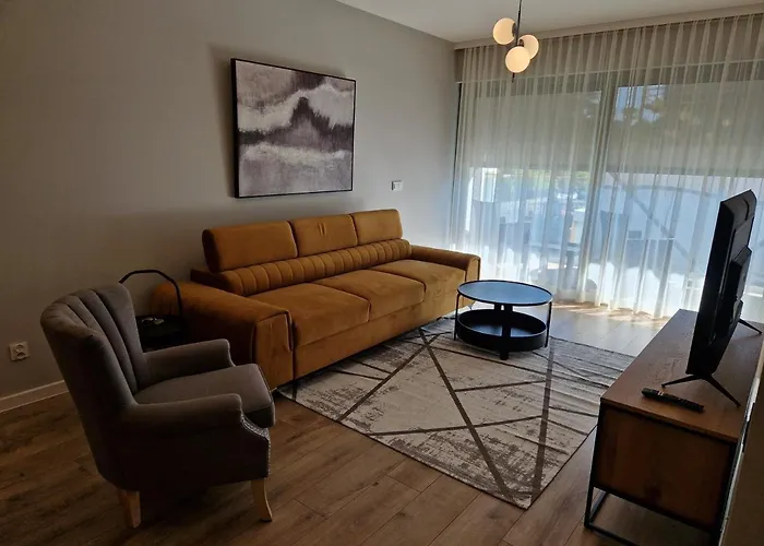 M&m Solaris 303 アパート